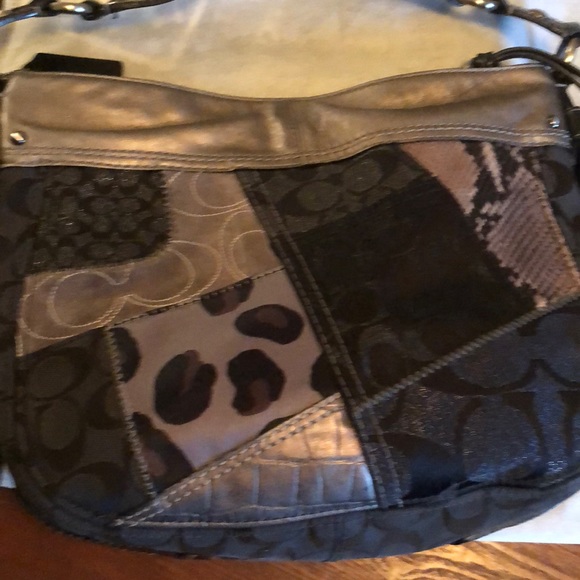 Beautiful patchwork Coach bag - Picture 4 of 7